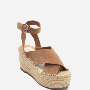 Dolce Vita Carsie Wedge in Tan